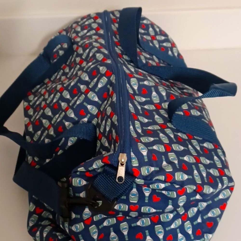Hidden Valley Ranch duffel bag - Picture 2 of 4